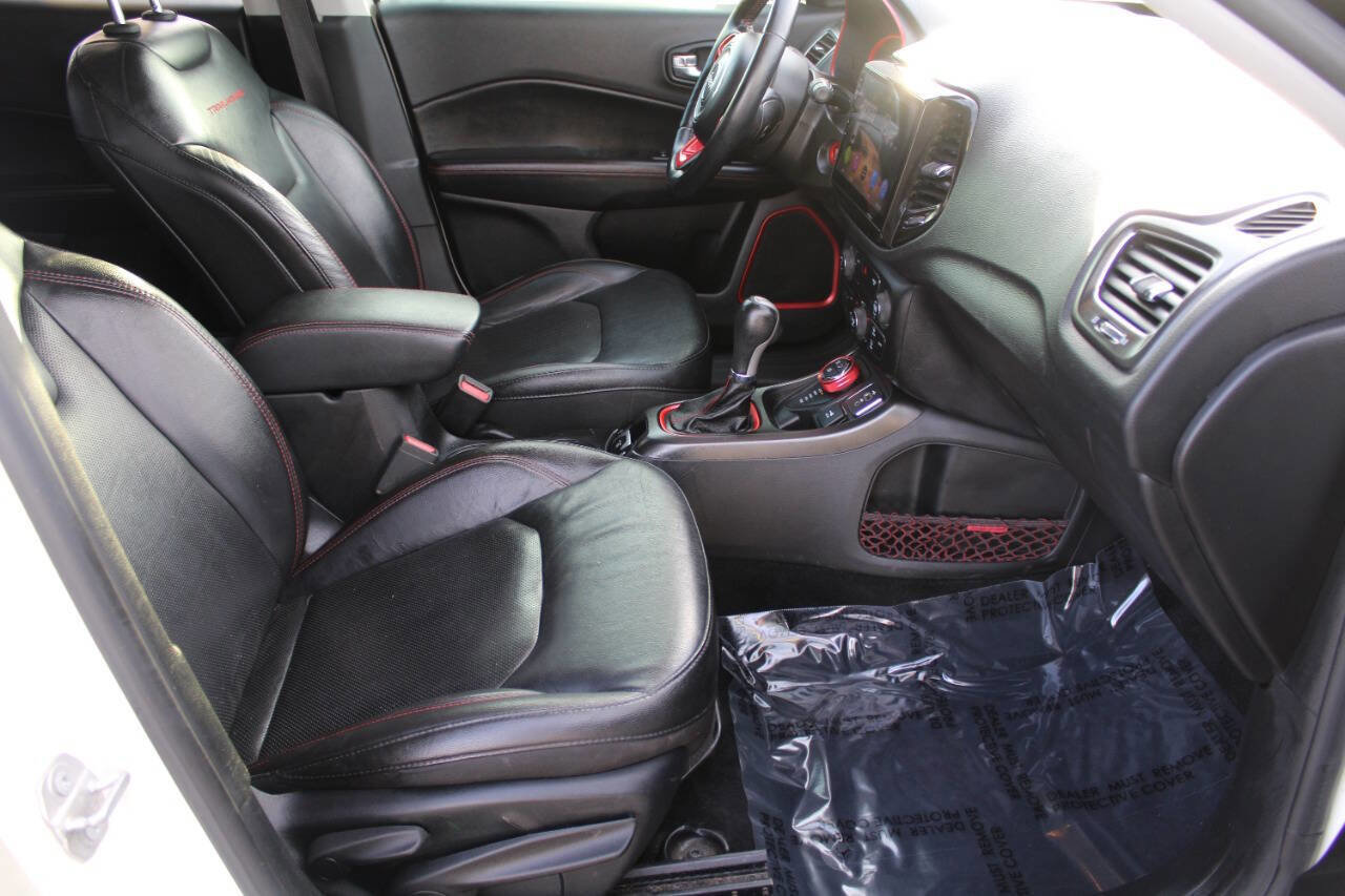 Used 2018 Jeep Compass Trailhawk w/ Leather Interior Group image 9