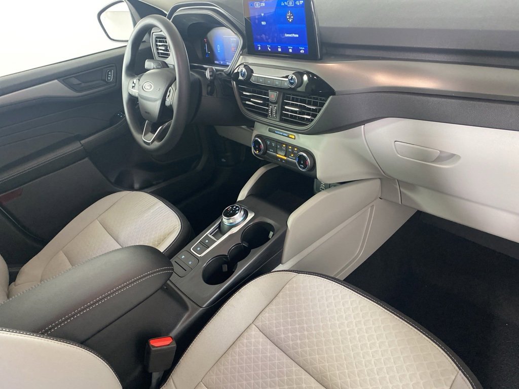 Used 2025 Ford Escape Active image 25