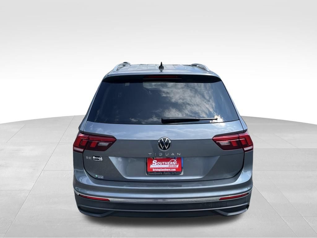 Used 2023 Volkswagen Tiguan SE FWD image 39