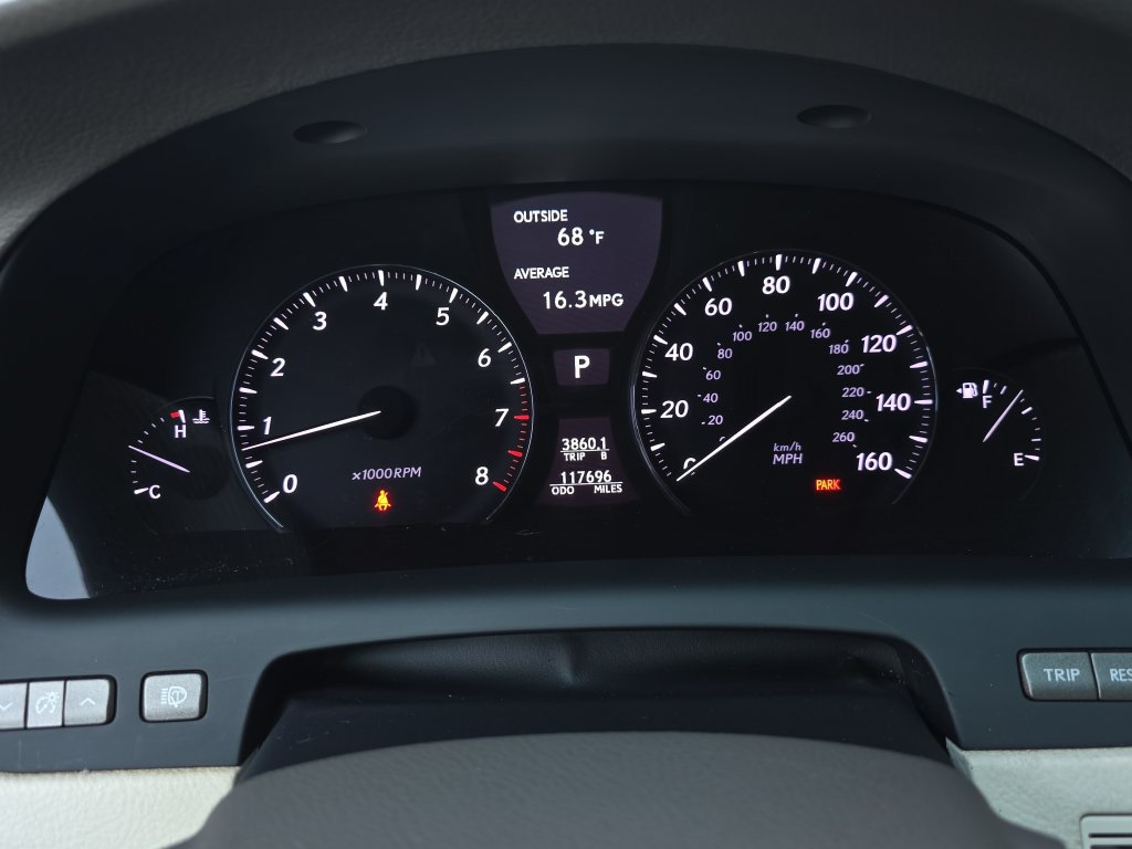Used 2008 Lexus LS 460 RWD image 22