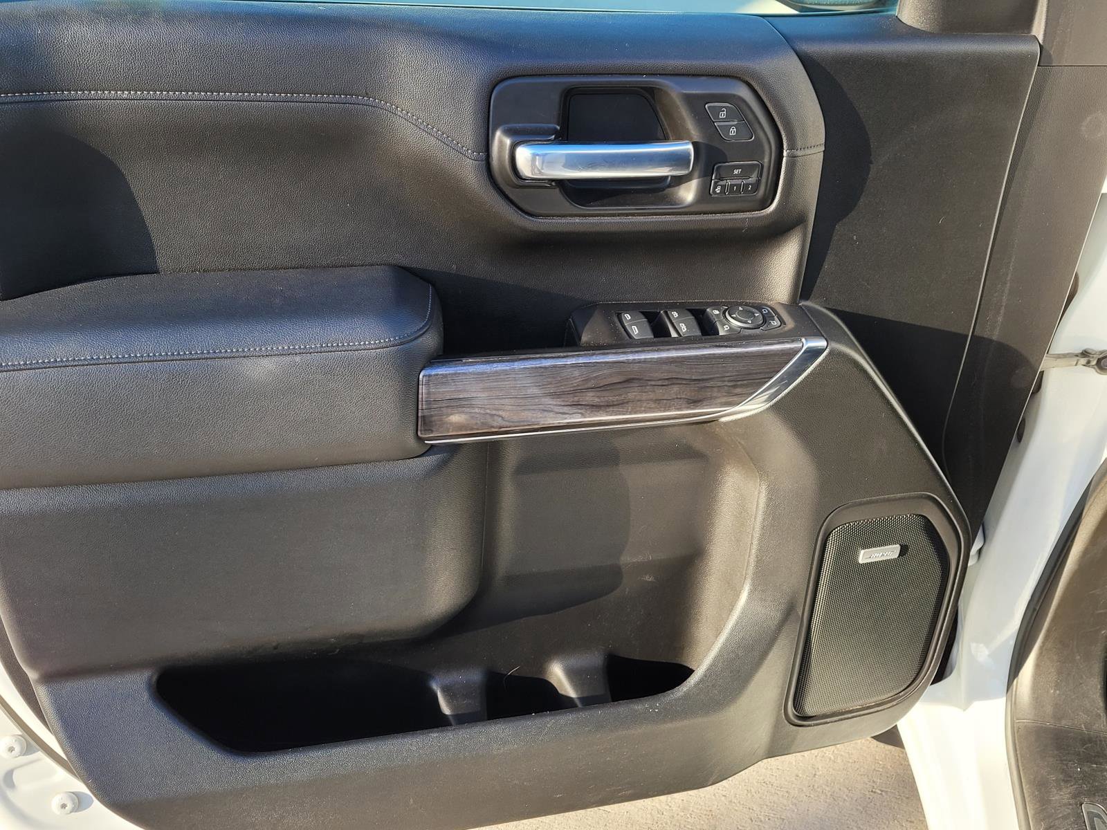 Used 2021 Chevrolet Silverado 1500 LTZ w/ LTZ Convenience Package II image 4