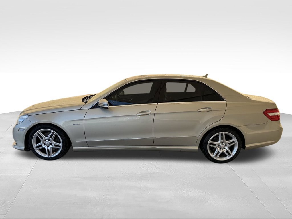 Used 2012 Mercedes-Benz E 350 Sedan image 7