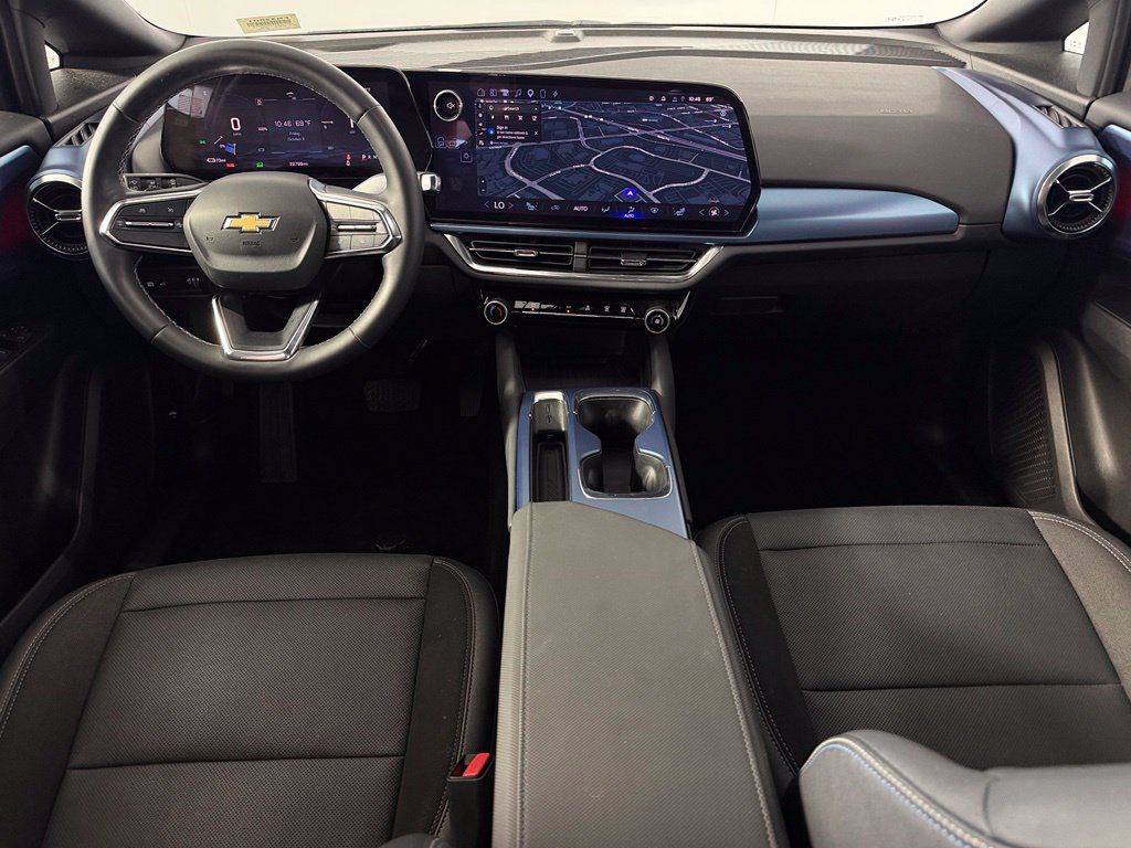 Used 2024 Chevrolet Equinox EV LT FWD image 11