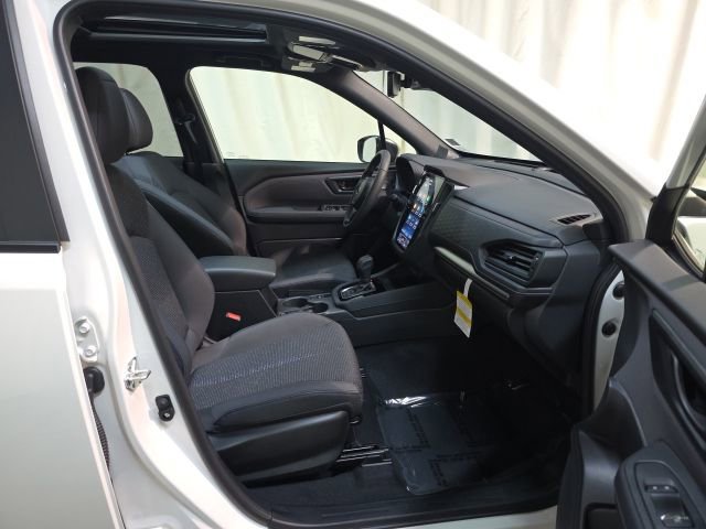 Certified 2025 Subaru Forester Premium AWD/4WD image 32