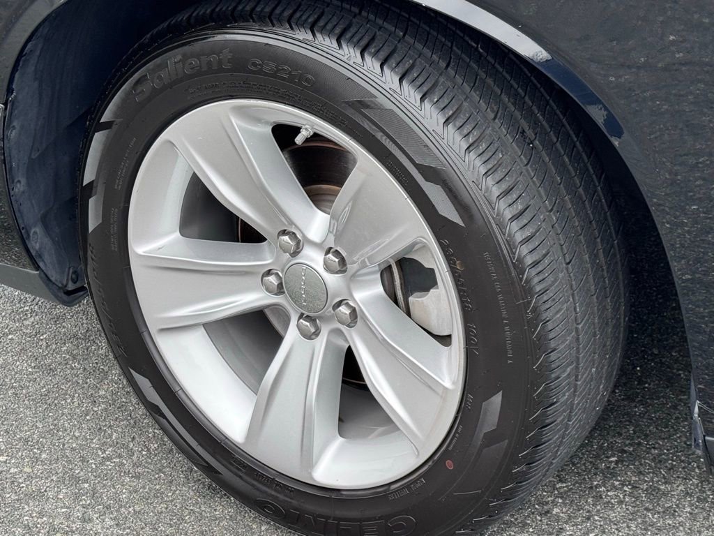 Used 2023 Dodge Challenger SXT image 37