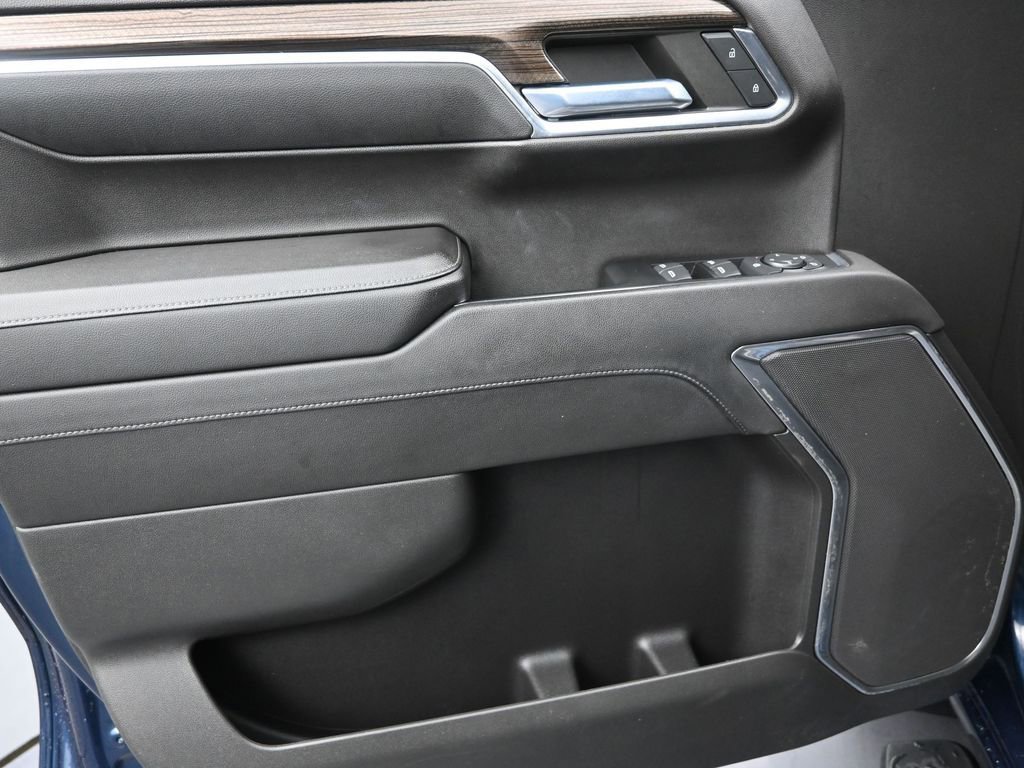 Used 2022 Chevrolet Silverado 1500 RST w/ Protection Package image 12