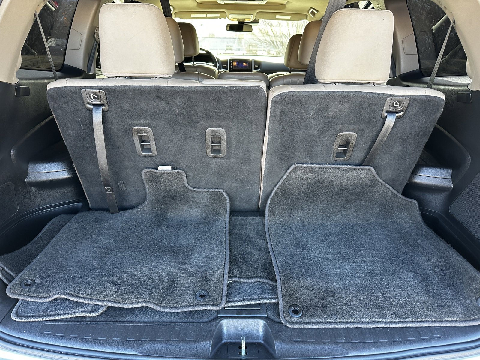 Used 2016 Honda Pilot Touring image 19