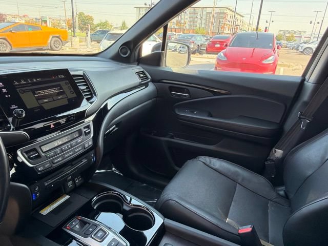 Used 2022 Honda Pilot Black Edition image 26