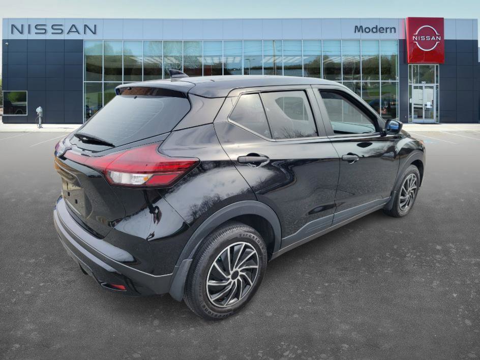 Certified 2024 Nissan Kicks S image 5