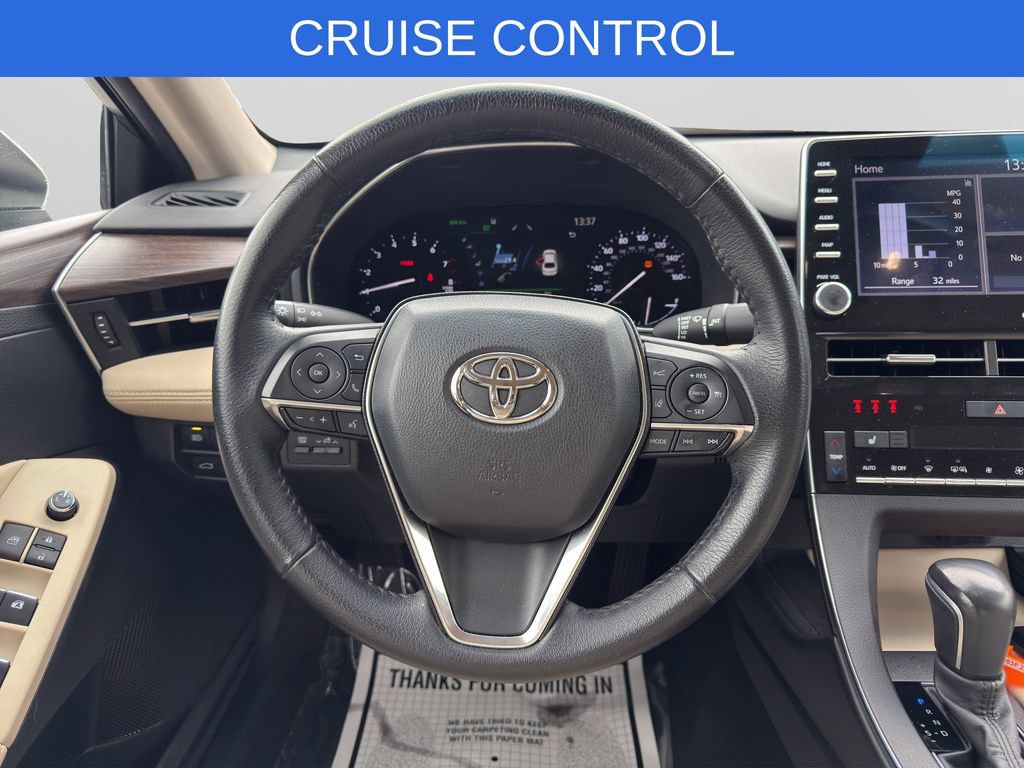 Used 2022 Toyota Avalon XLE w/ Moonroof Package FWD image 6