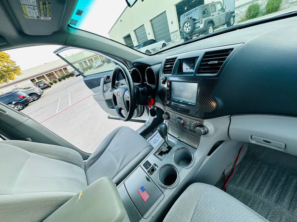 Used 2009 Toyota Highlander 2WD image 25