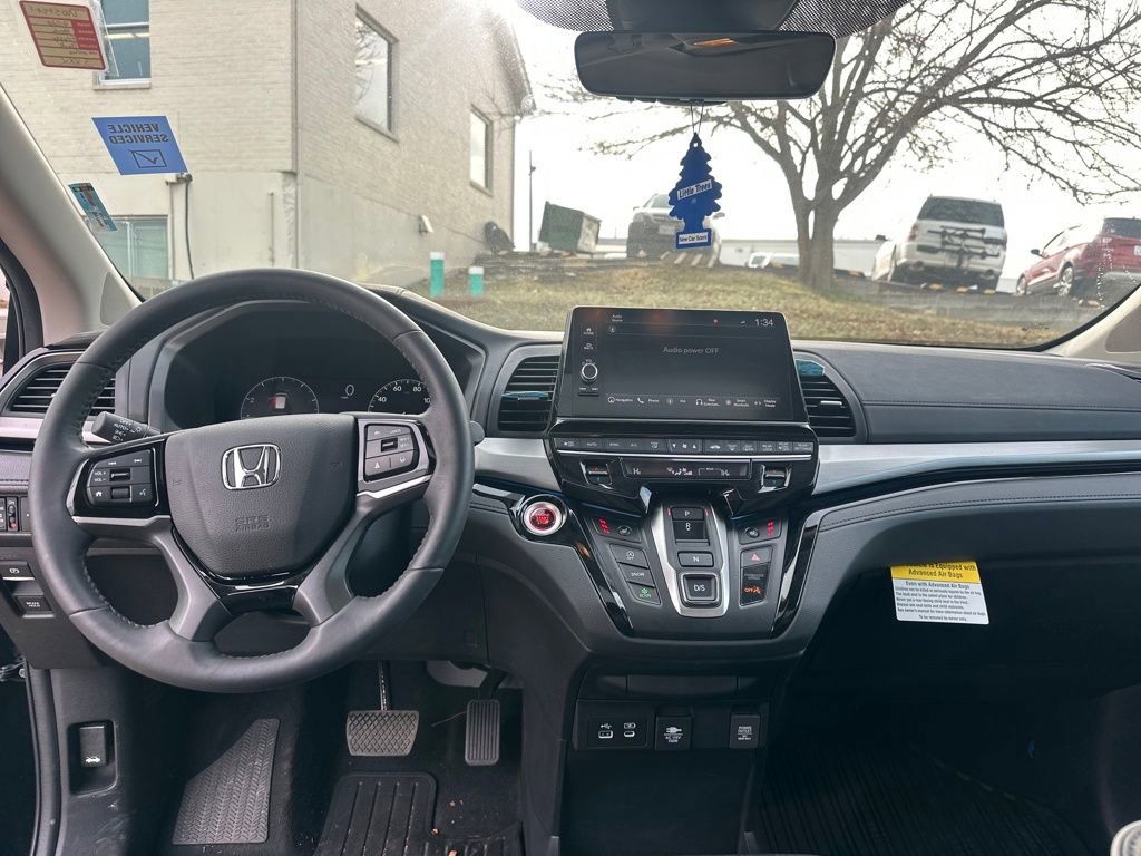 Used 2026 Honda Odyssey Touring image 16