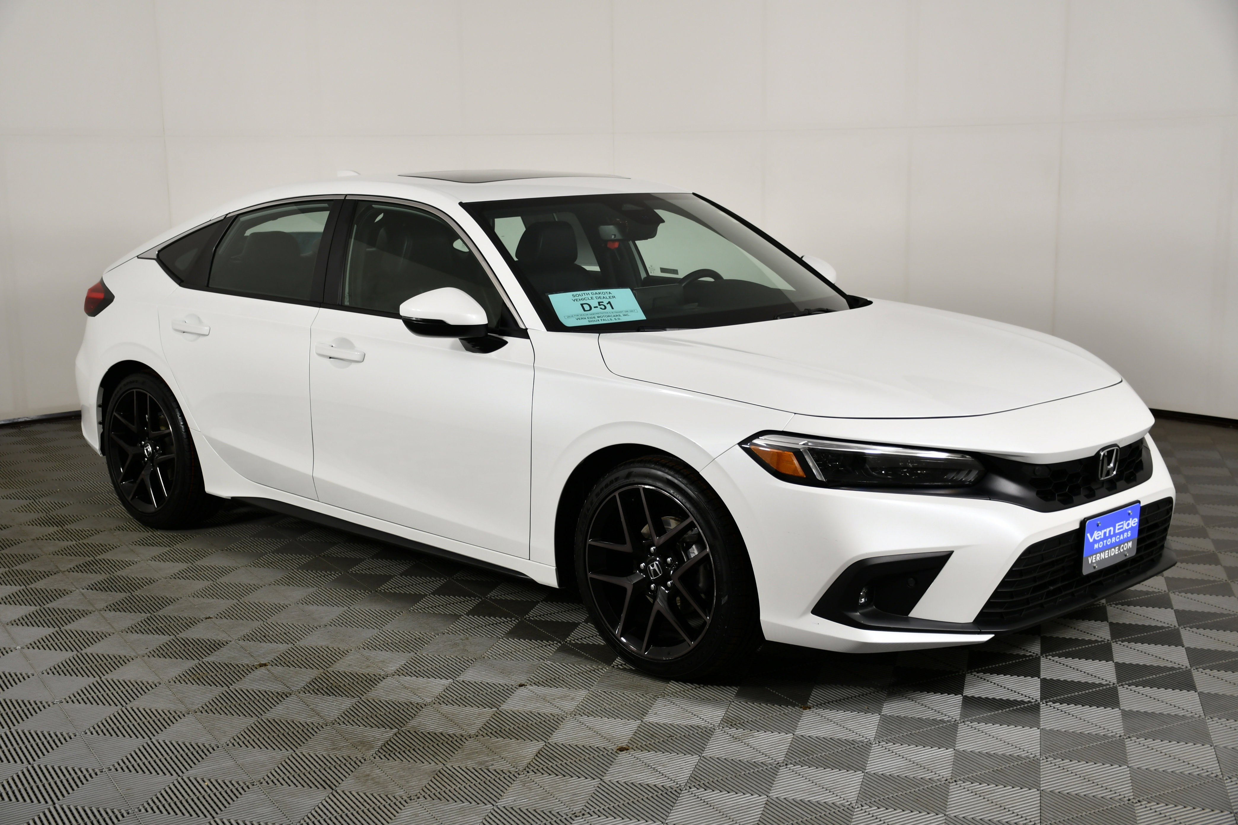 Certified 2024 Honda Civic Sport Touring image 4