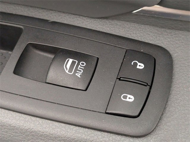 Used 2020 RAM 1500 Classic Warlock w/ Electronics Group image 30