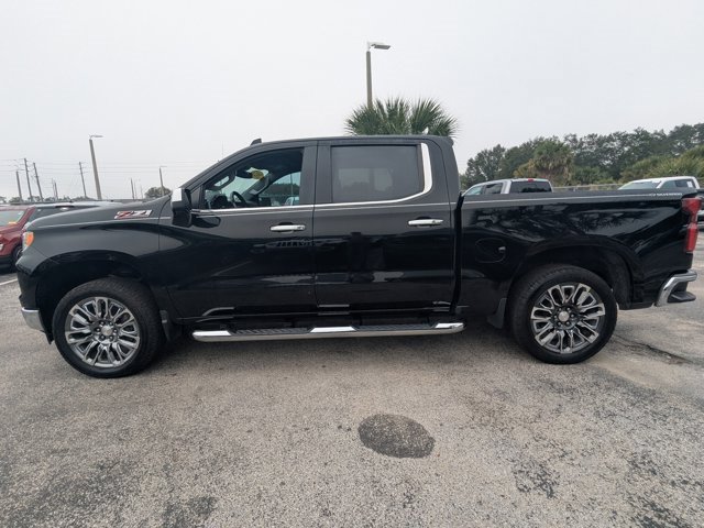 Used 2023 Chevrolet Silverado 1500 LTZ w/ Z71 Off-Road Package image 8