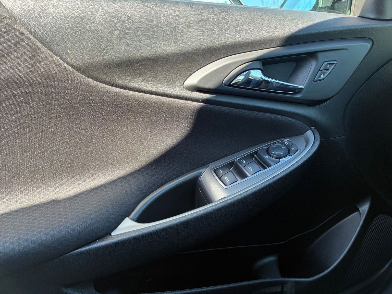 Used 2024 Chevrolet Malibu LT image 20