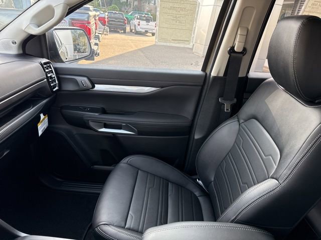 New 2025 Ford Ranger Lariat w/ FX4 Off-Road Package image 25