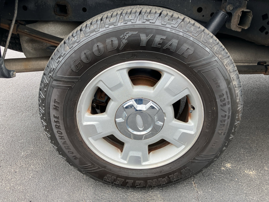 Used 2011 Ford F150 XLT AWD/4WD image 11