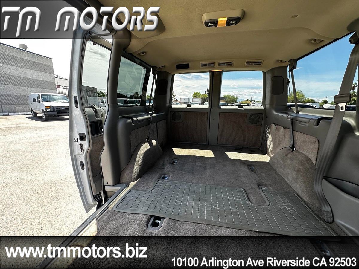 Used 2005 Chevrolet Astro Passenger AWD image 16