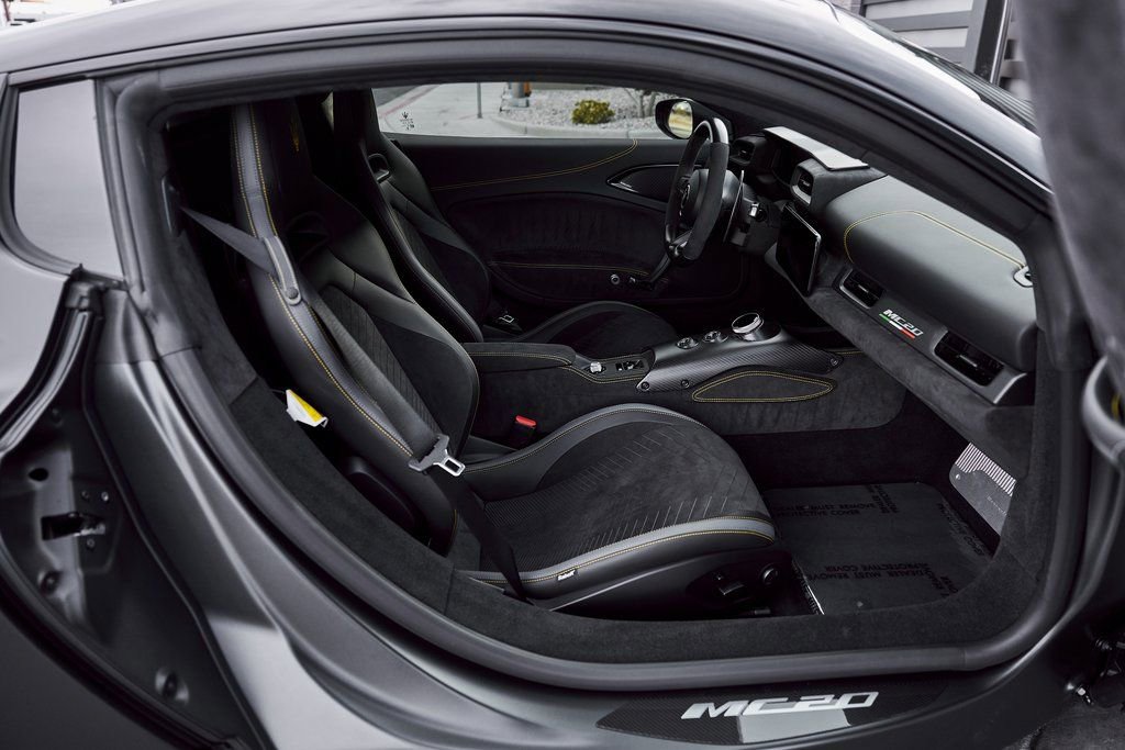 Used 2024 Maserati MC20 Coupe image 38