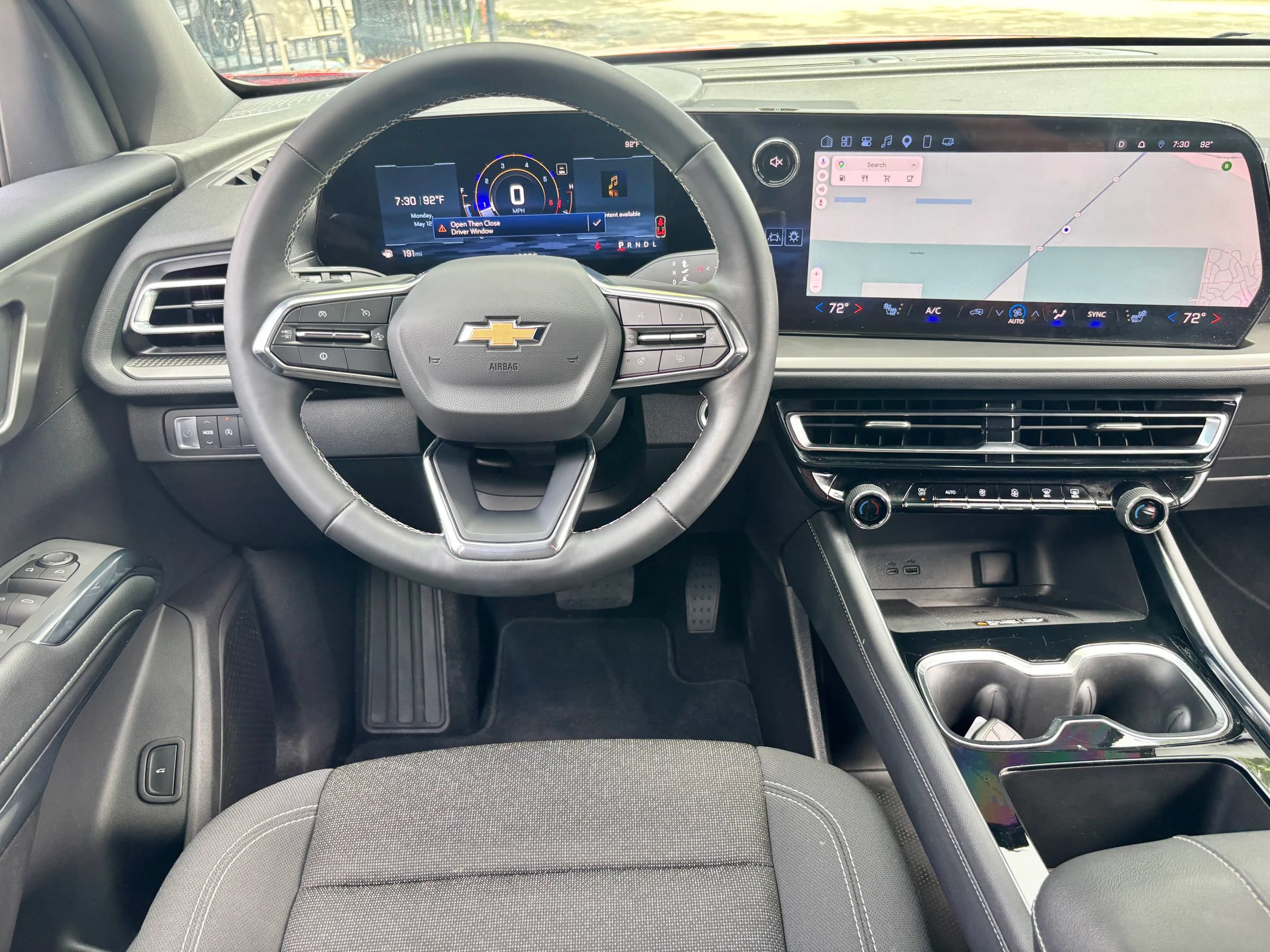 Used 2025 Chevrolet Traverse LT w/ Driver Confidence Package FWD image 15