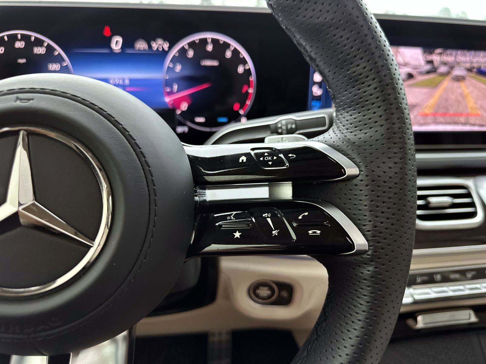 Certified 2025 Mercedes-Benz GLS 580 4MATIC image 31