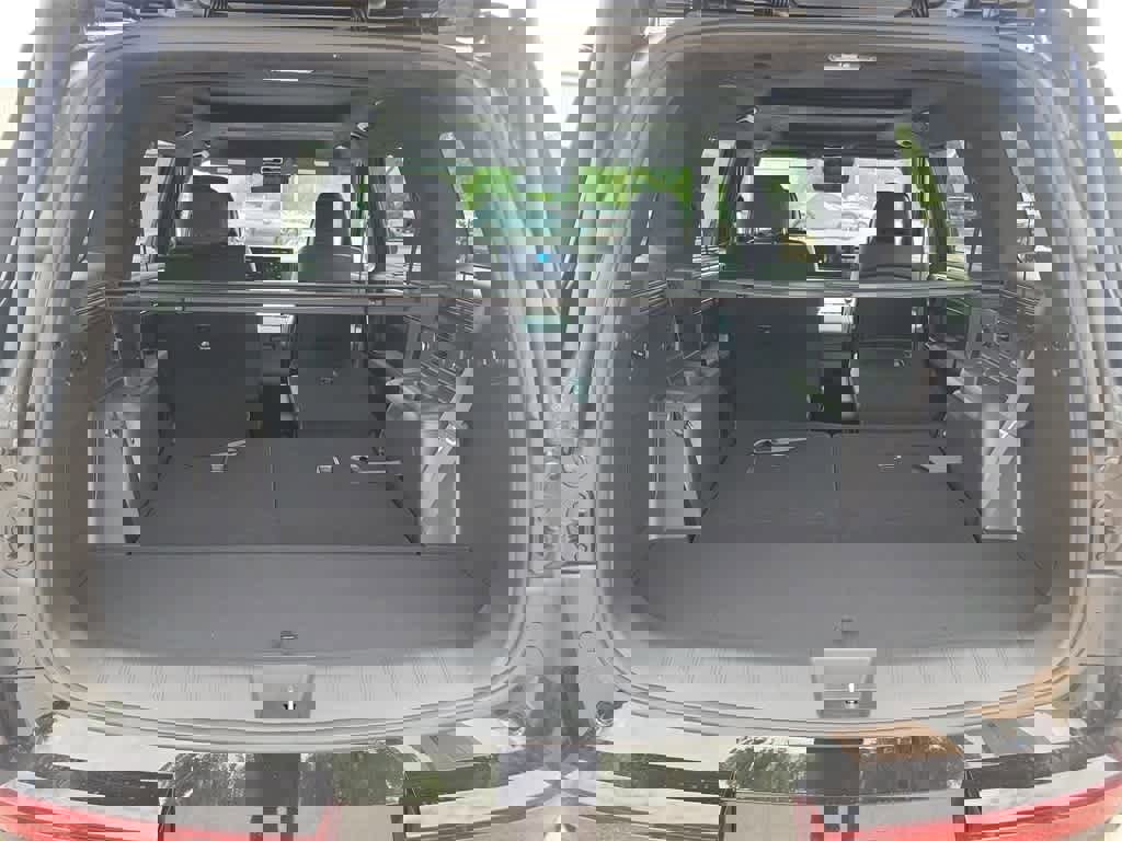 New 2025 Hyundai Santa Fe Calligraphy image 9