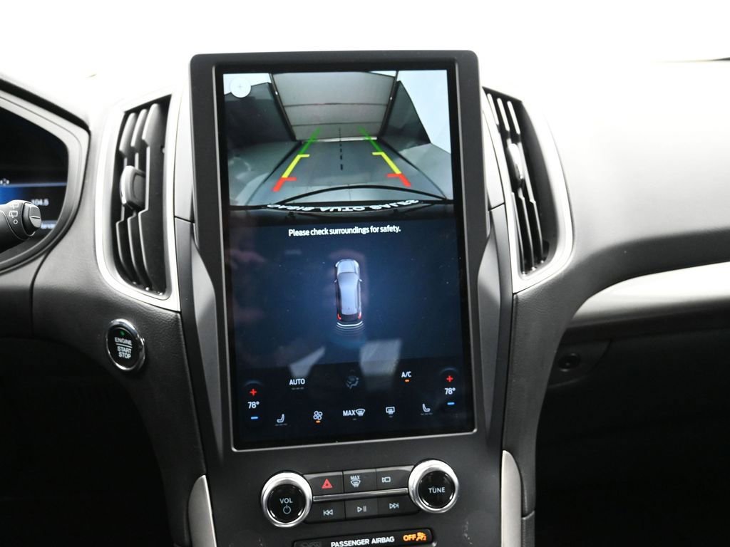 Used 2024 Ford Edge SEL image 17