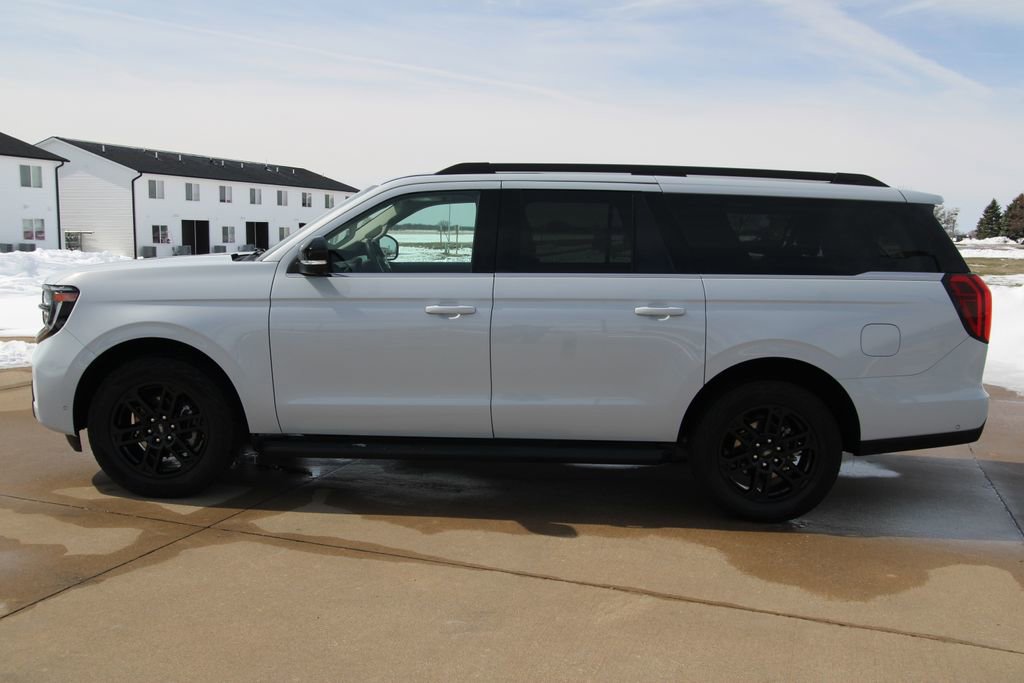 Used 2025 Ford Expedition Max Active image 19