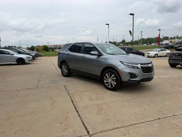 Used 2024 Chevrolet Equinox LT w/ LPO, Floor Liner Package AWD/4WD image 7