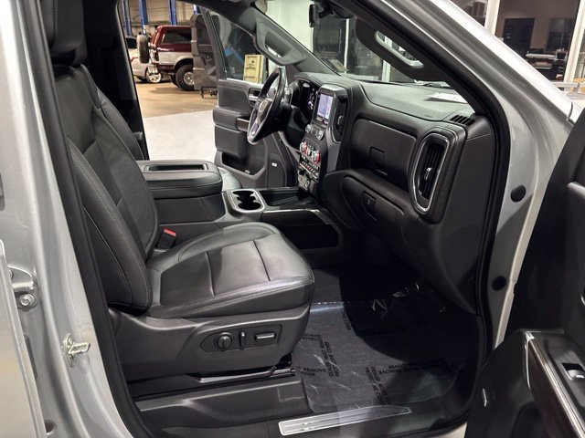 Used 2020 GMC Sierra 1500 SLT w/ SLT Premium Plus Package RWD image 31