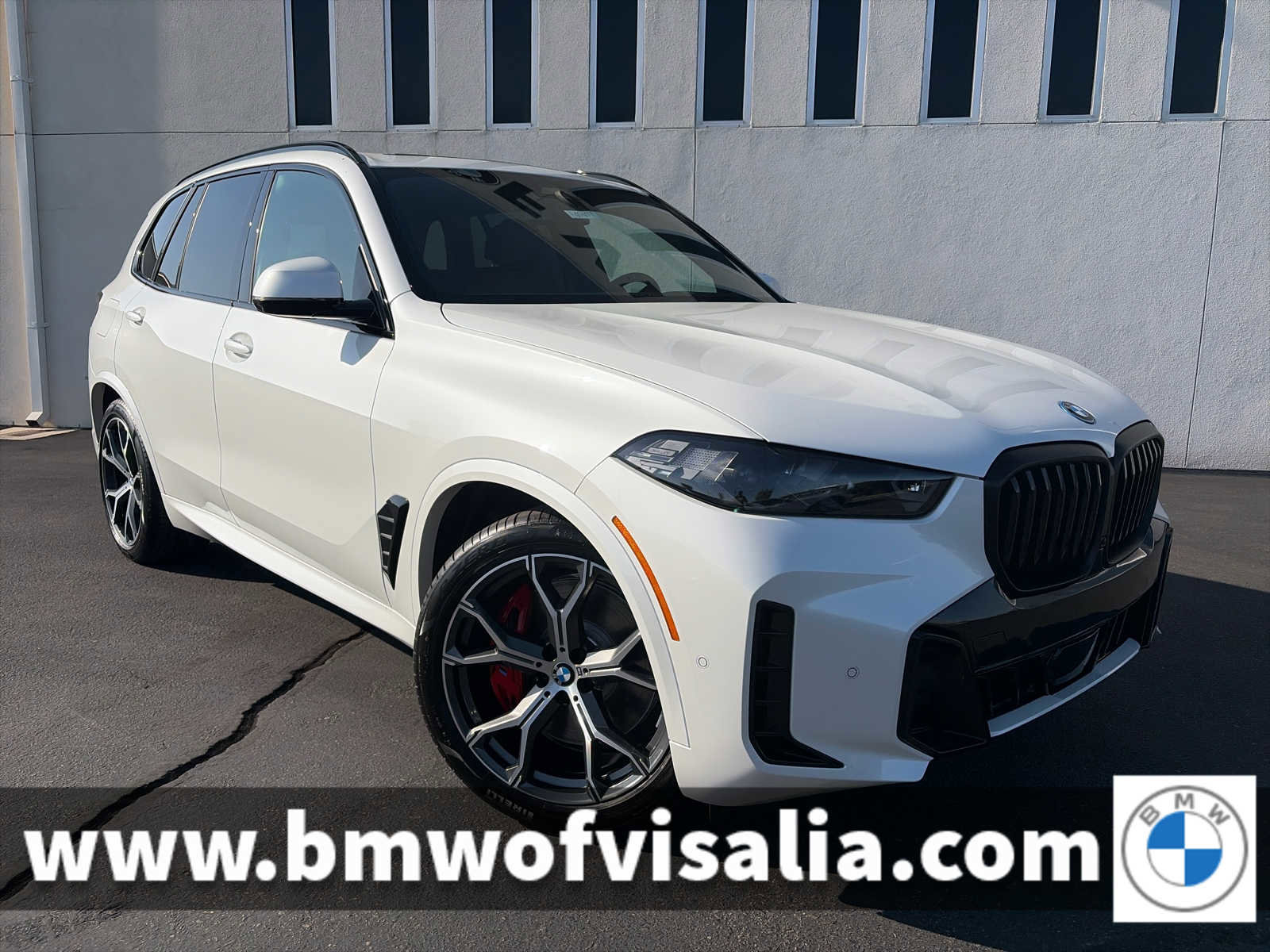 New 2026 BMW X5 xDrive50e w/ M Sport Package AWD/4WD image 1