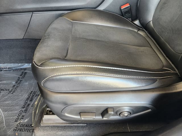 Used 2025 Jeep Grand Cherokee Altitude RWD image 25