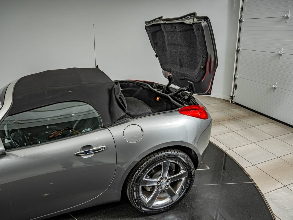 Used 2006 Pontiac Solstice Convertible w/ Premium Package RWD image 44