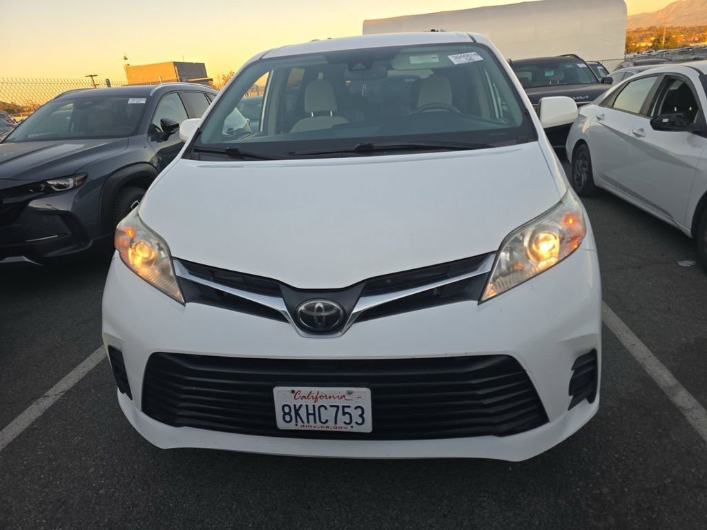 Used 2019 Toyota Sienna LE image 15