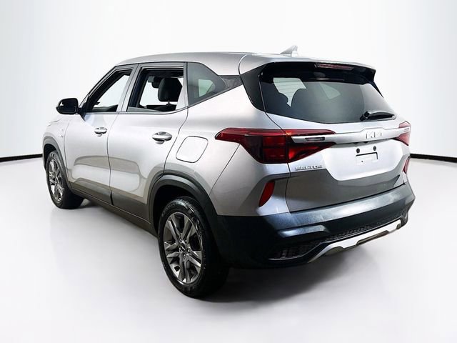 Used 2023 Kia Seltos LX image 6