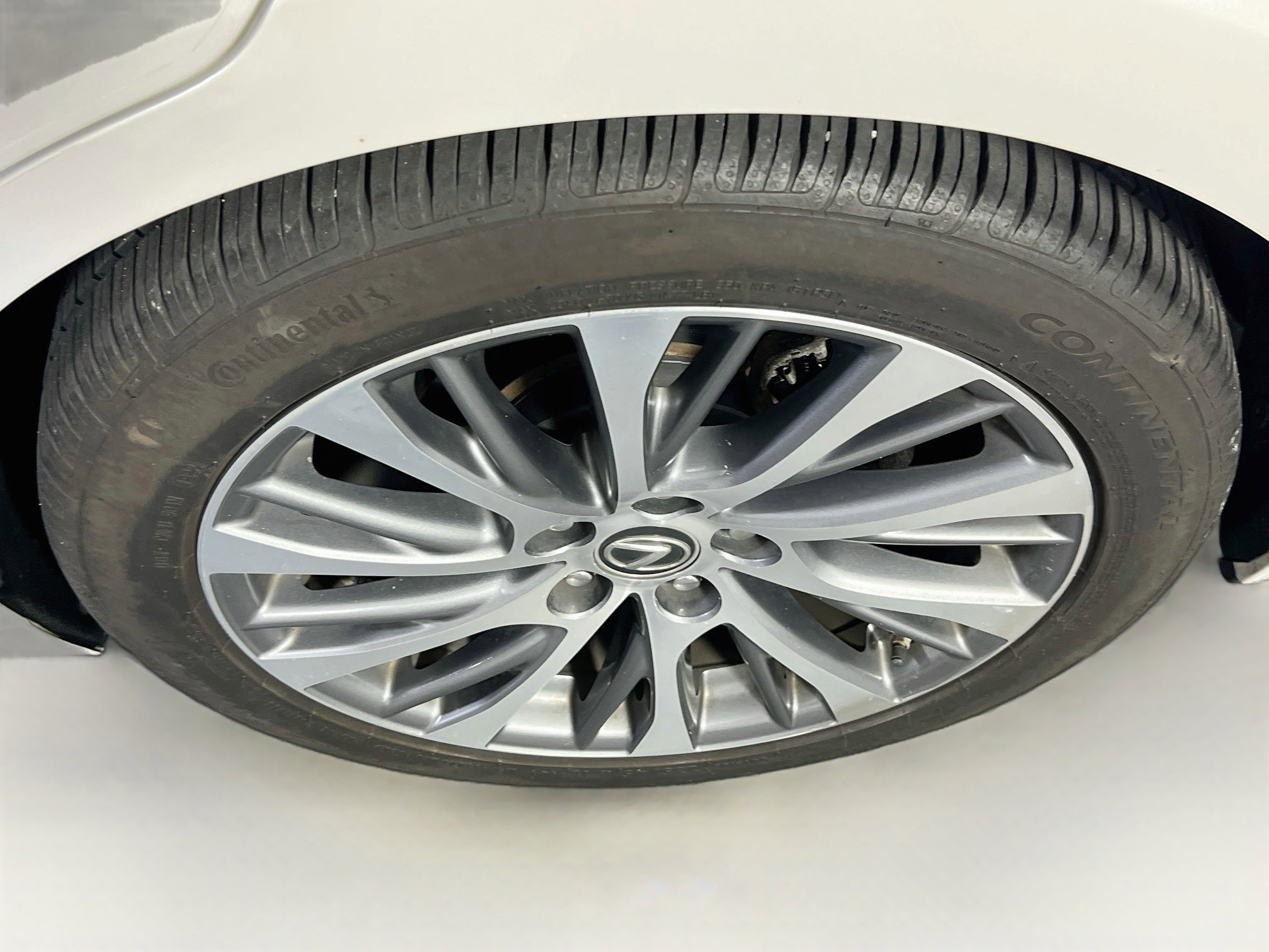 Used 2020 Lexus ES 350 w/ Premium Package FWD image 29