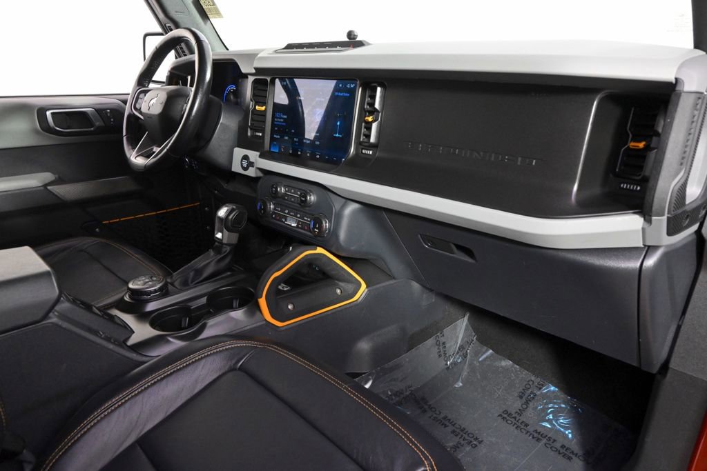 Used 2022 Ford Bronco Badlands image 15