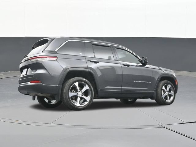 Used 2024 Jeep Grand Cherokee Limited AWD/4WD image 52