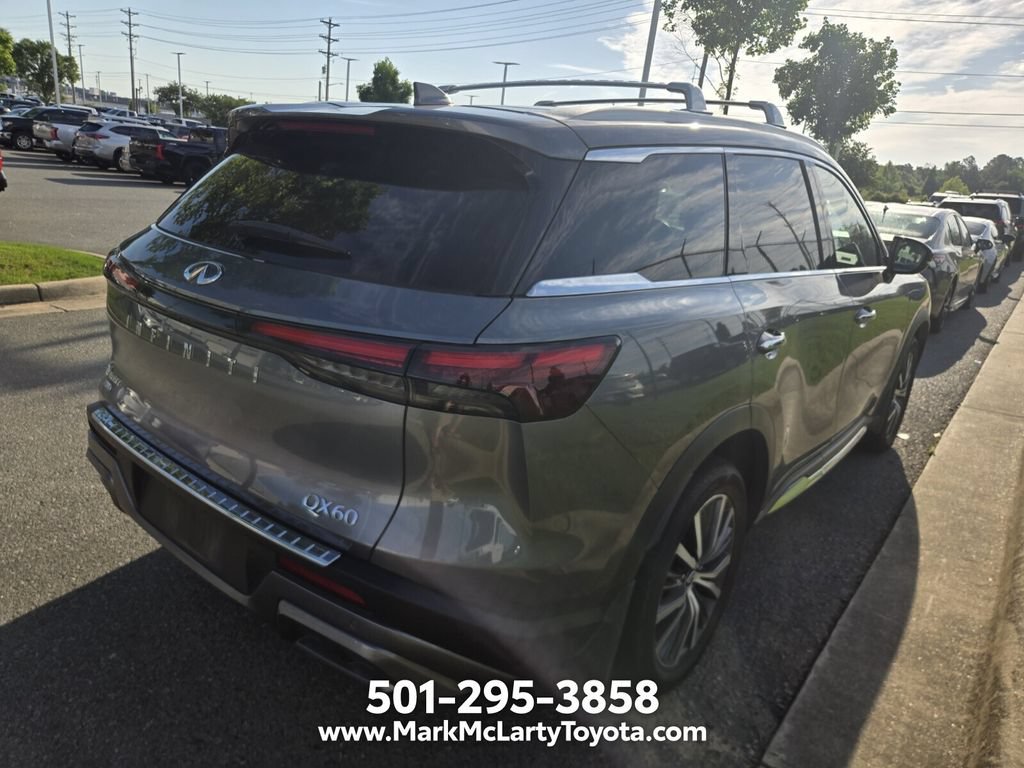 Used 2023 INFINITI QX60 Sensory w/ Vision Package AWD/4WD image 7