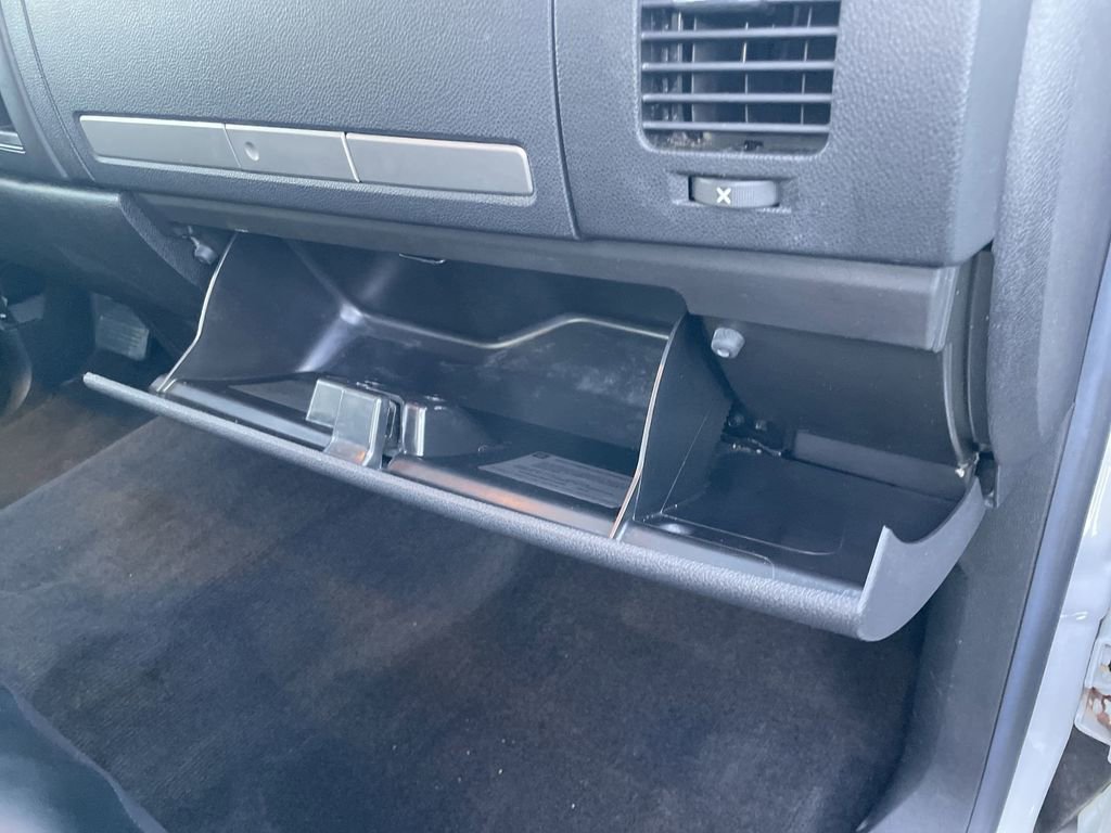 Used 2013 GMC Sierra 1500 SLE w/ Power Tech Package image 31