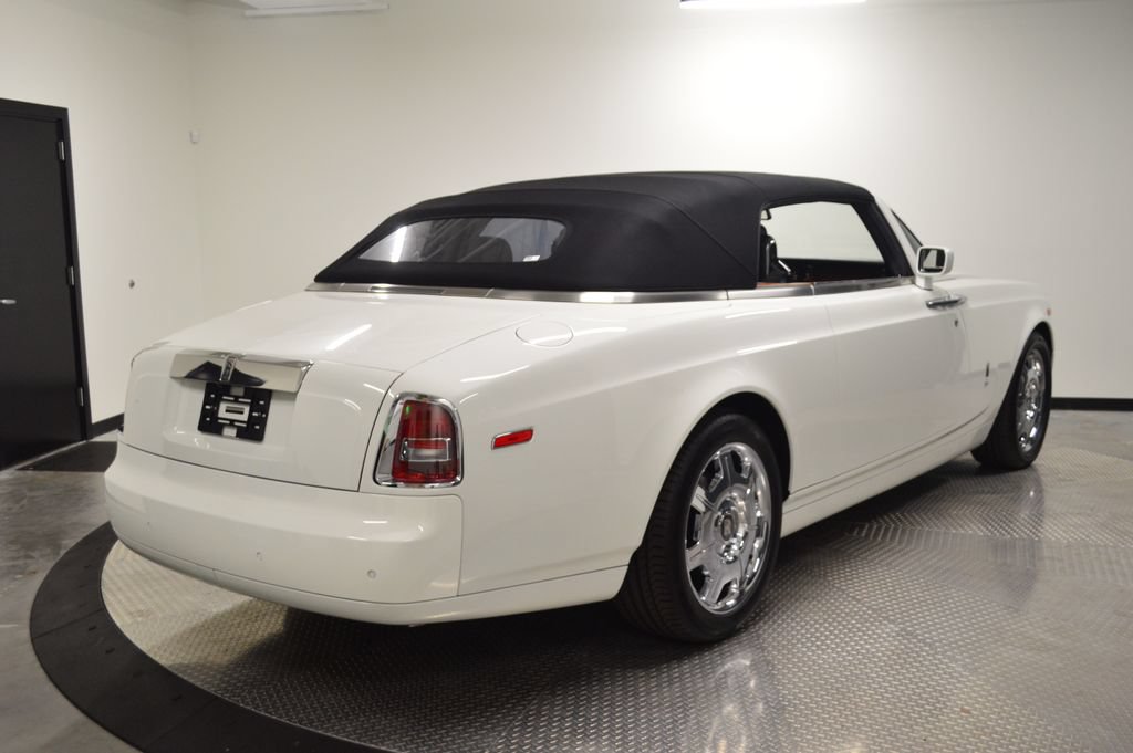 Used 2009 Rolls-Royce Phantom Drophead Coupe RWD image 7