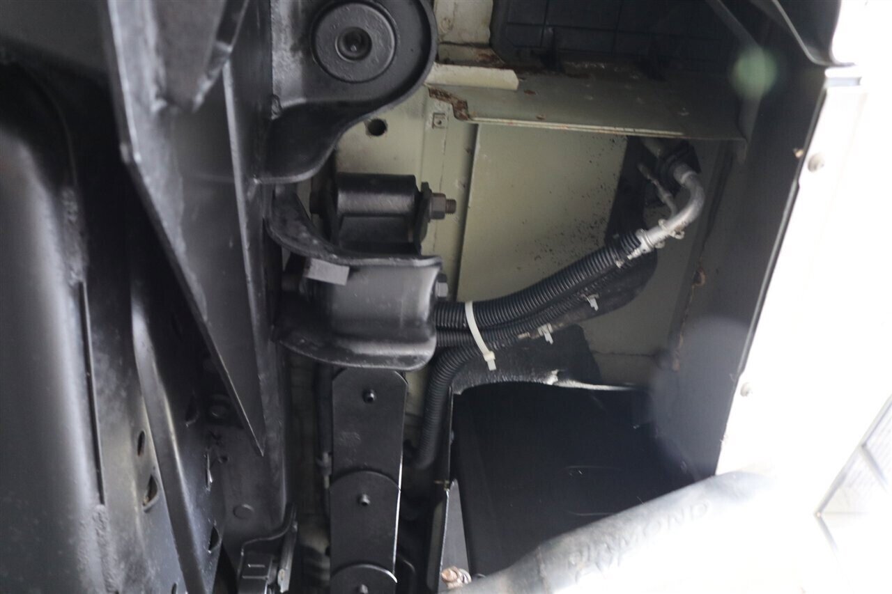 Used 2001 Ford Excursion Limited image 32