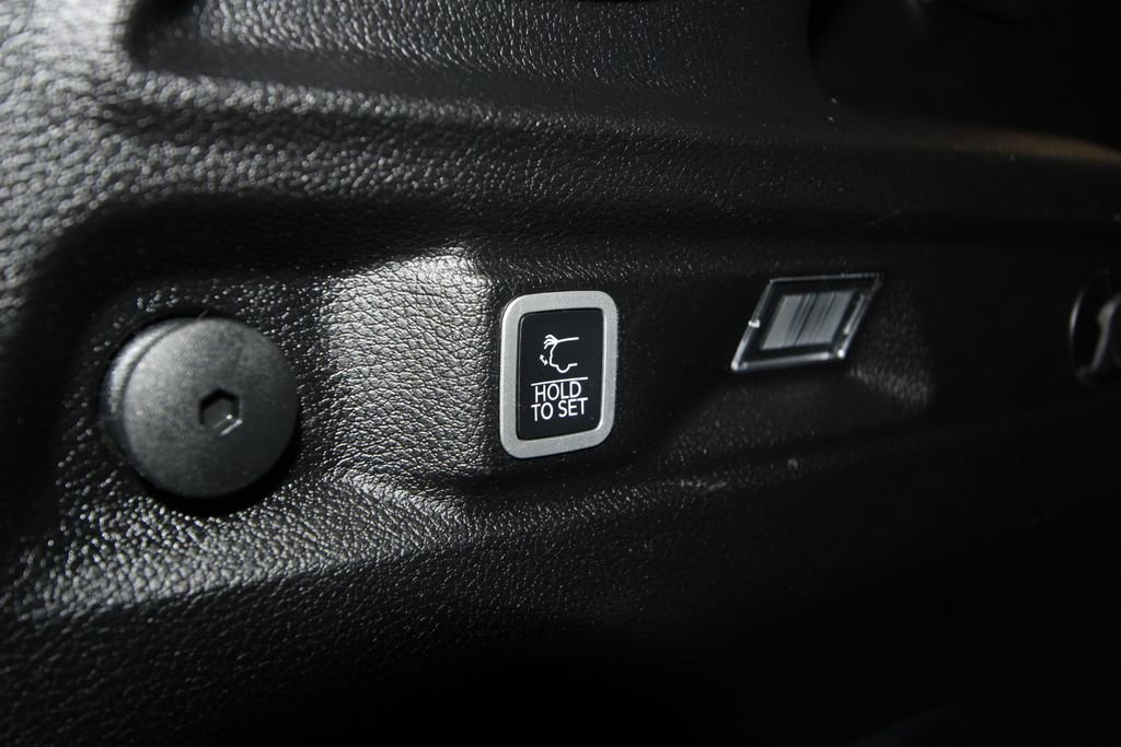 Used 2021 Jeep Grand Cherokee L Limited image 43