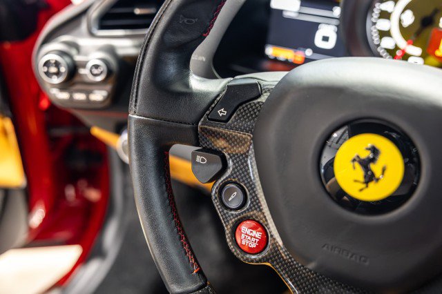 Used 2016 Ferrari 488 GTB RWD image 37