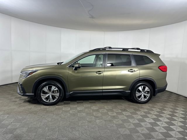 Used 2023 Subaru Ascent Premium w/ Convenience Package image 6