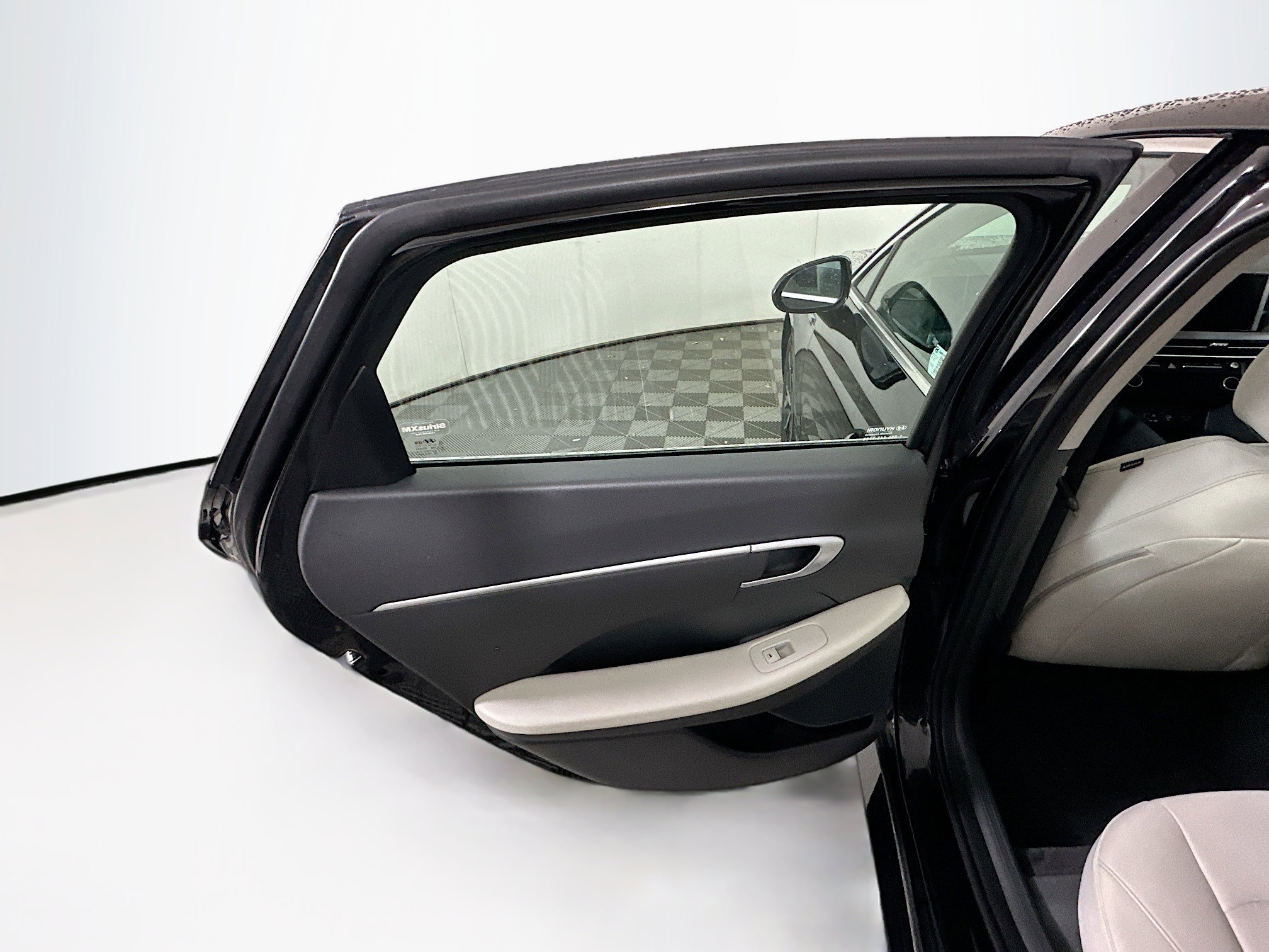 Used 2025 Hyundai Sonata SEL FWD image 26