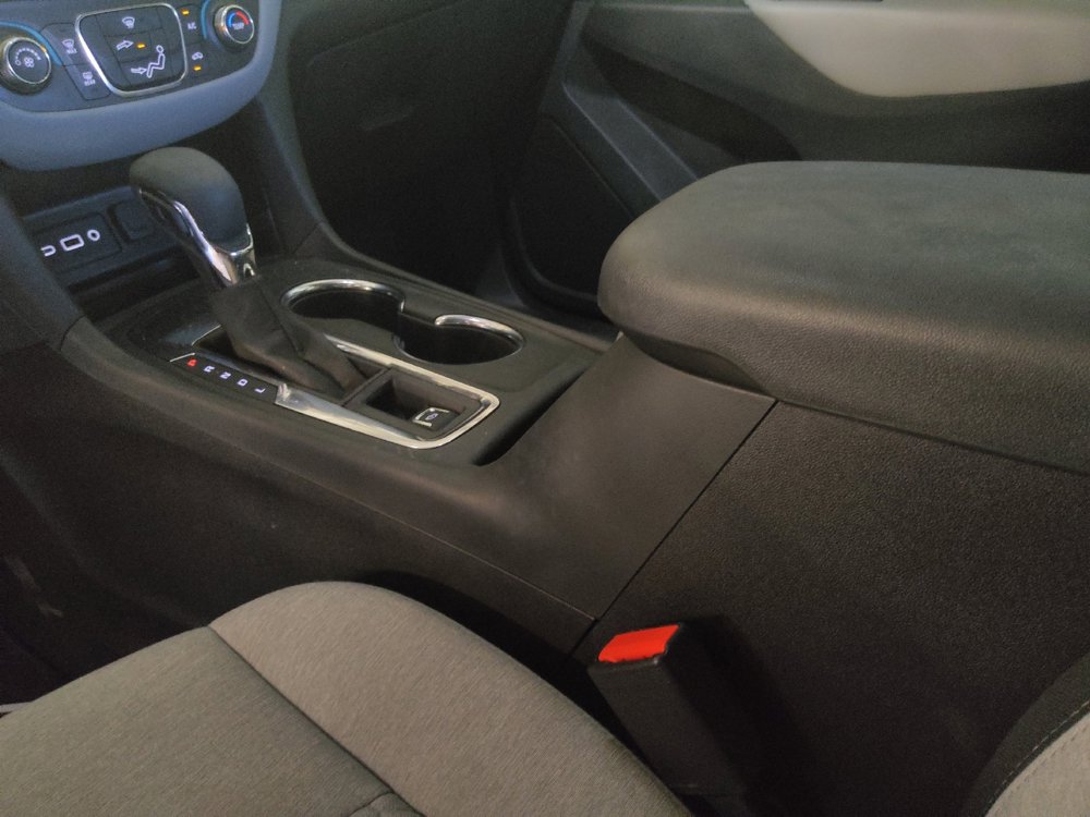 Used 2024 Chevrolet Equinox LS w/ LS Convenience Package image 26