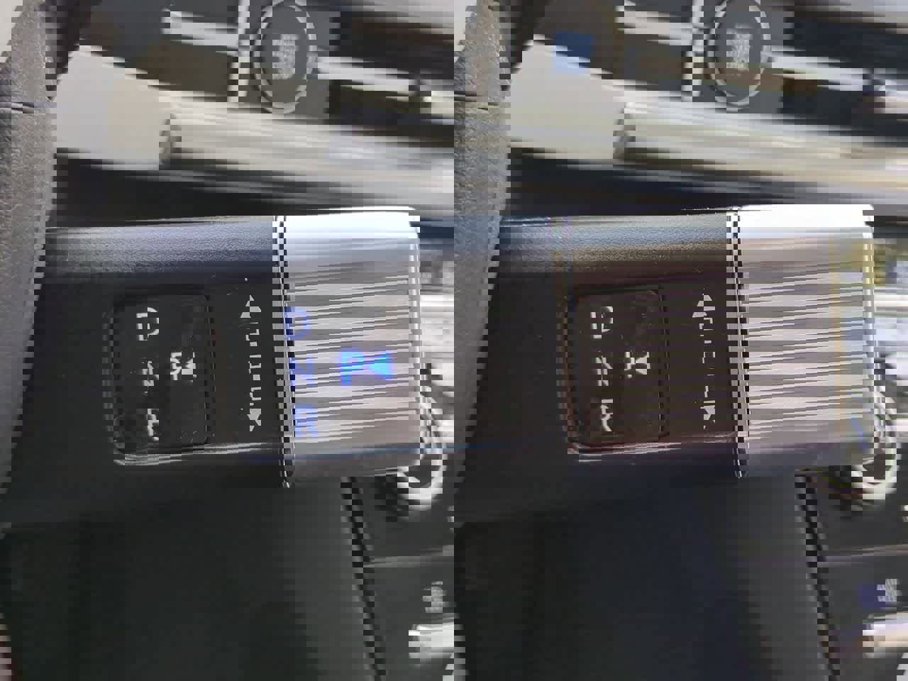 Used 2024 Hyundai Santa Fe SE image 32