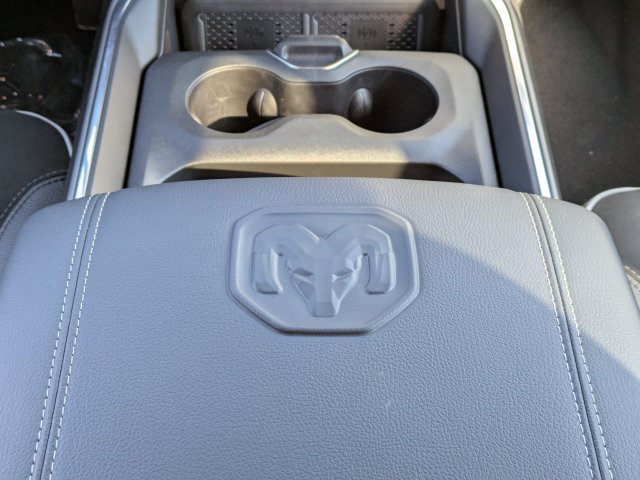 New 2026 RAM 2500 Laramie AWD/4WD image 20